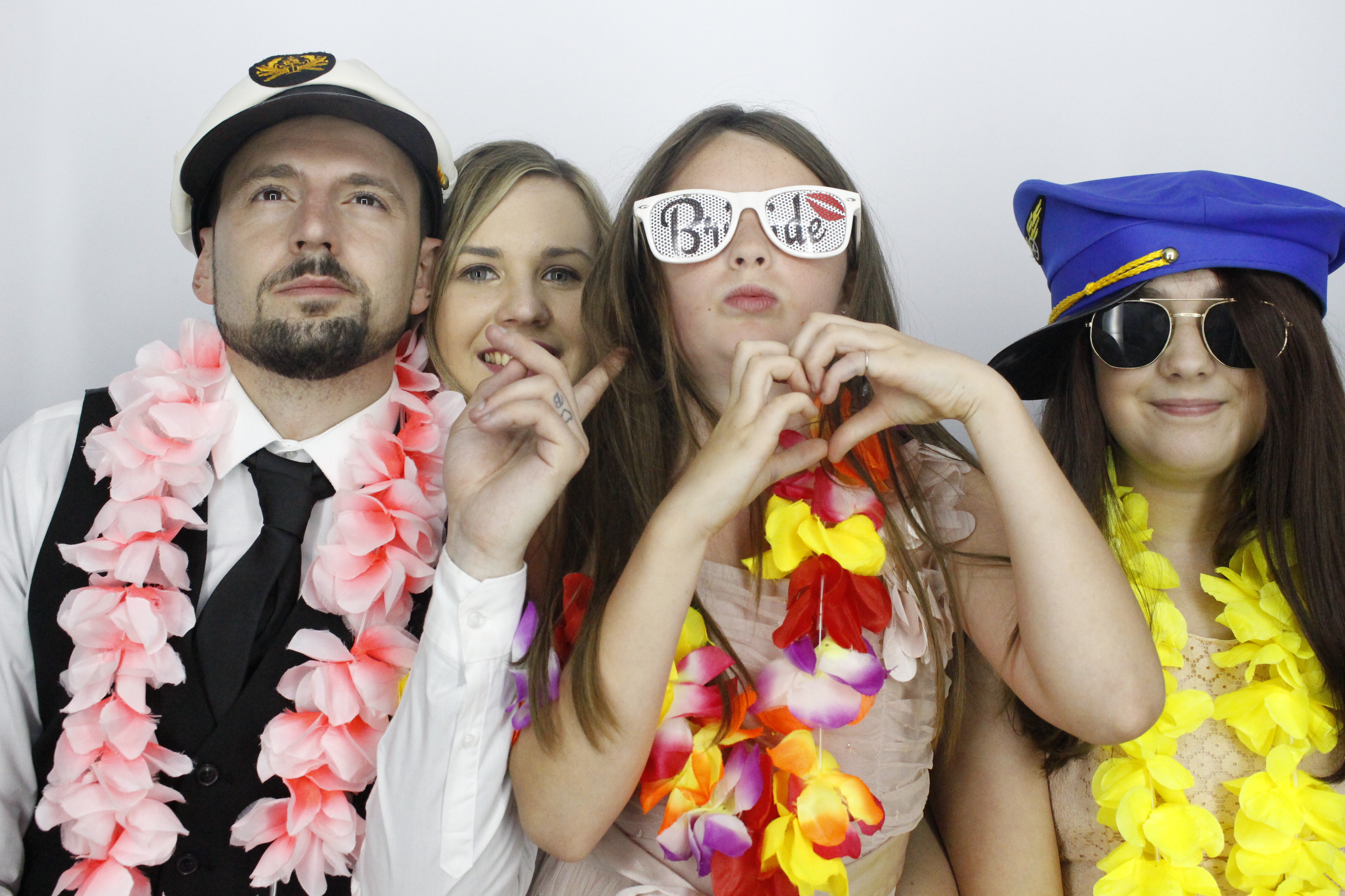 Sam & Rachel's Wedding | View more photos from the event at gallery.myphotoboothexperience.co.uk/u/MyPhotoBoothExperienceLtd/Sam-Rachels-Wedding